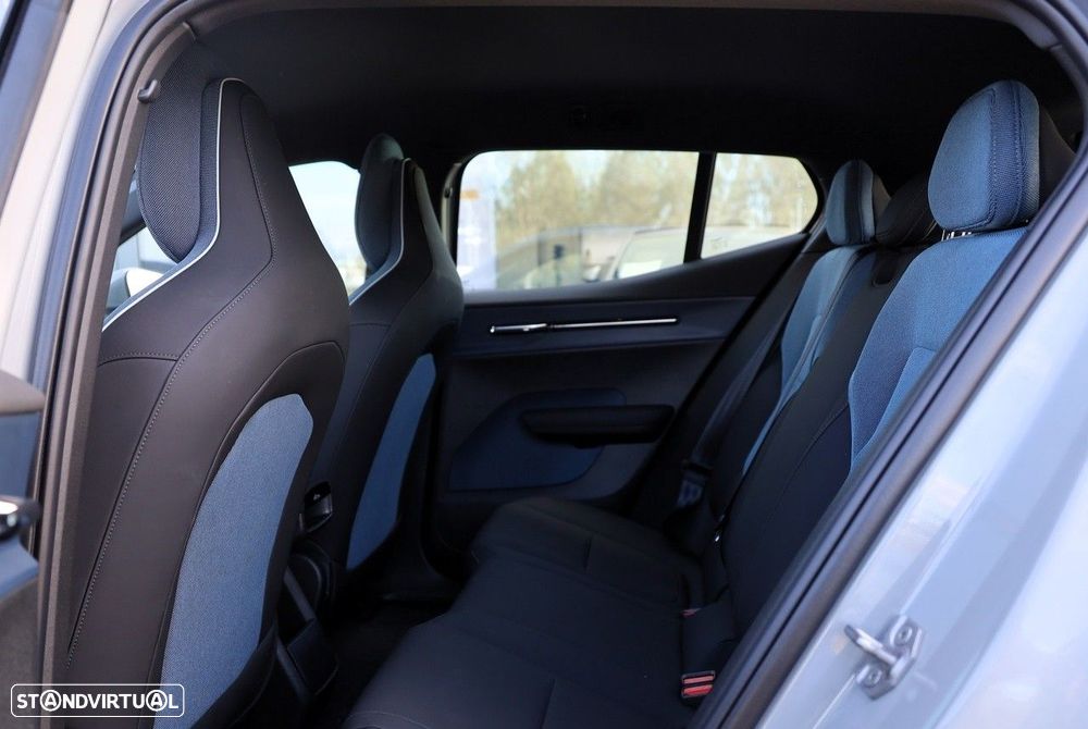 Volvo EX30 51 kWh Single Motor Core - 13