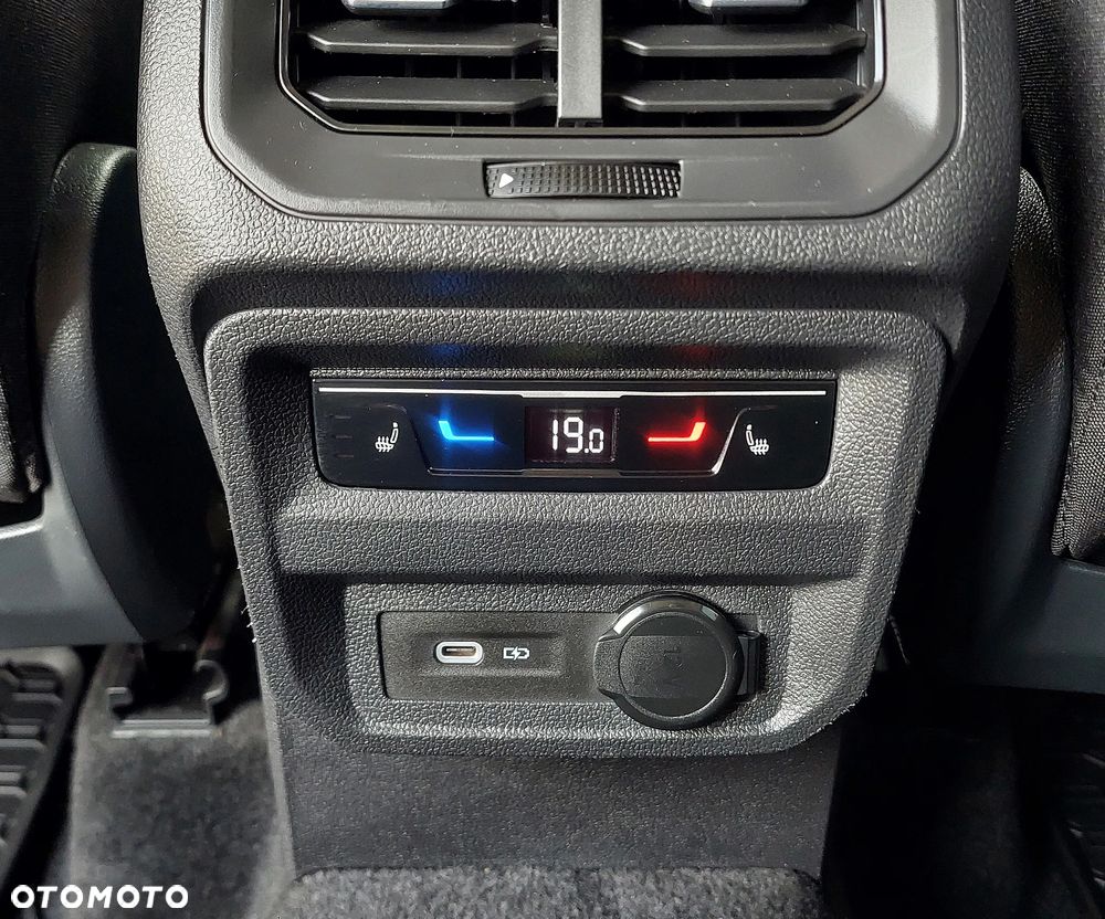 Volkswagen Tiguan - 29