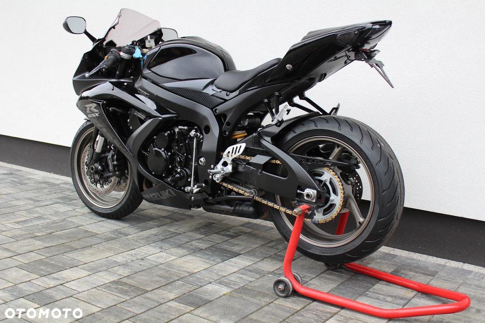 Suzuki GSX-R - 4
