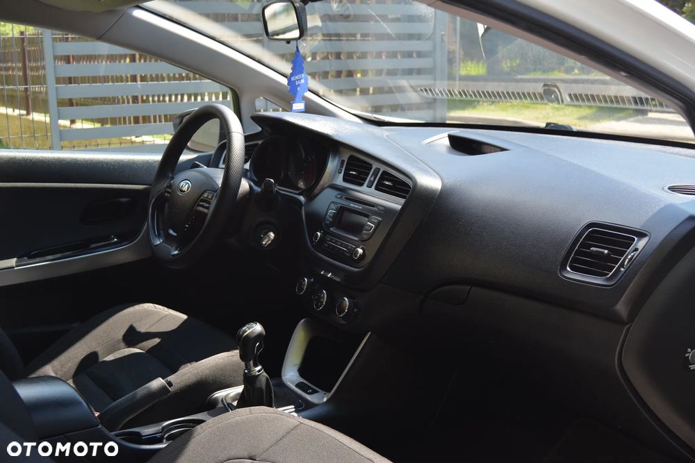Kia ProCeed 1.4 CRDI L - 9