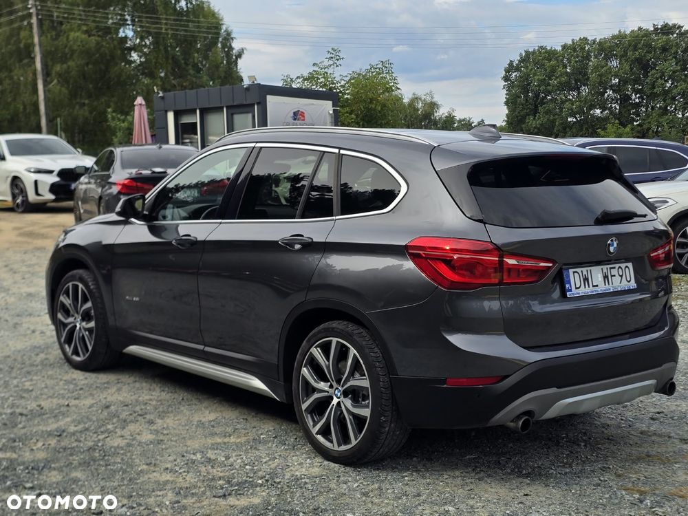 BMW X1 xDrive28i xLine - 33