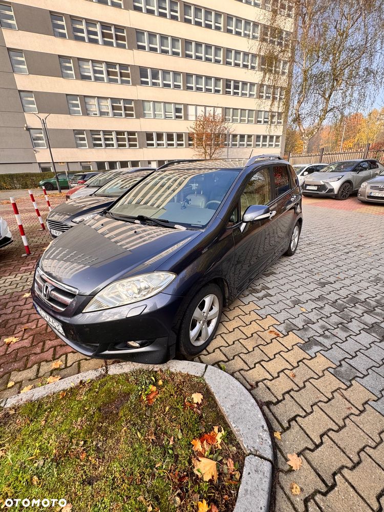 Honda FR-V - 8