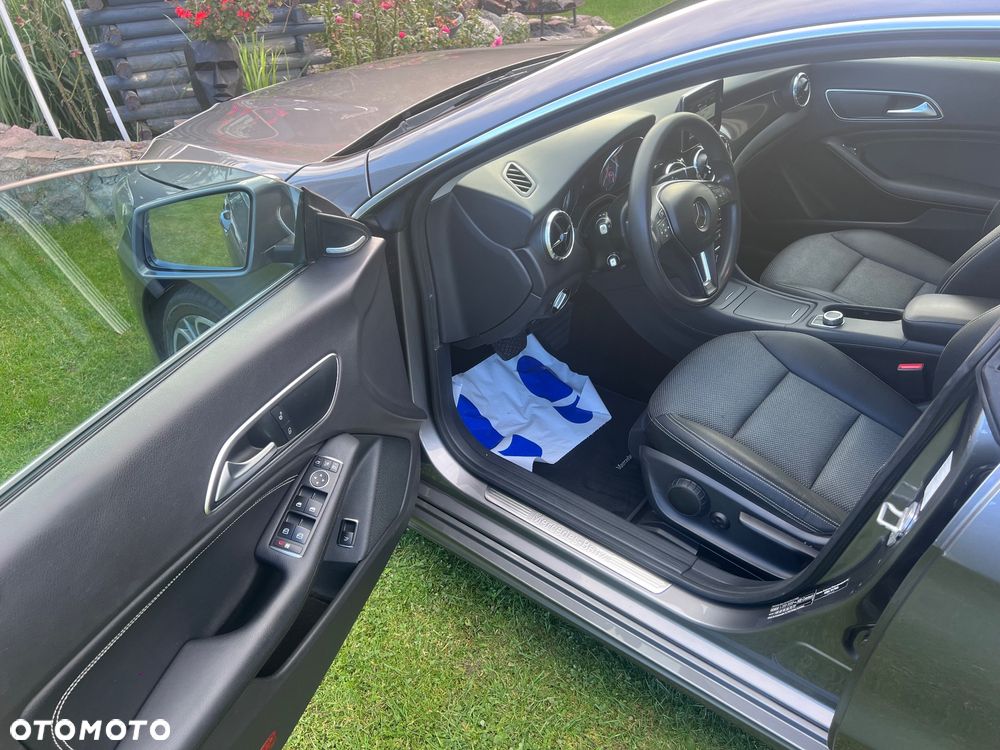 Mercedes-Benz CLA 220 CDI 7G-DCT - 6