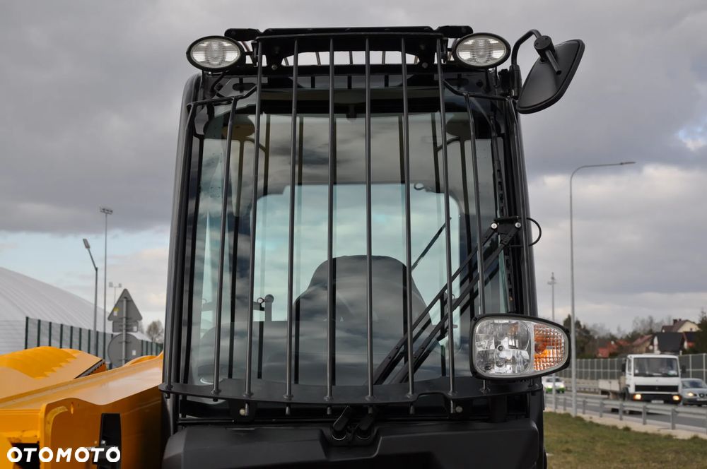 JCB 531-70 ŁADOWARKA TELESKOPOWA MAŁO MTG 546 UDŹWIG 3100 kg WYSOKOŚĆ ZAŁADUNKU 7 m NA GWARANCJI PRODUCENTA KLIMATYZACJA JAK NOWA! - 27