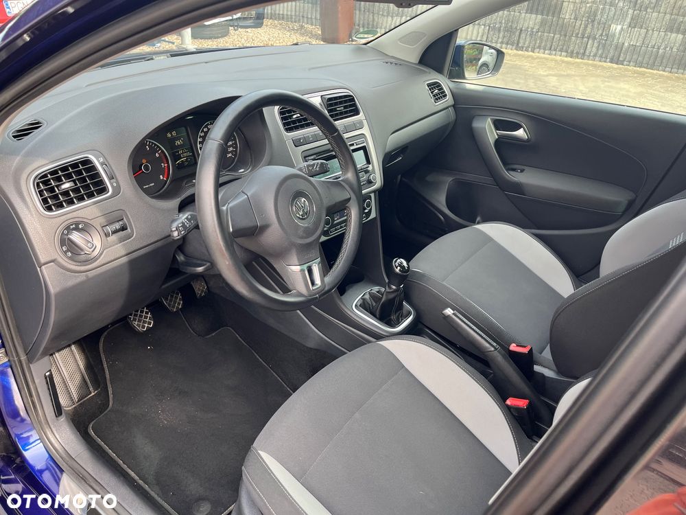 Volkswagen Polo 1.4 16V Comfortline - 12