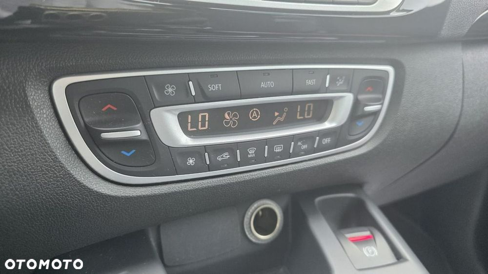 Renault Grand Scenic - 14