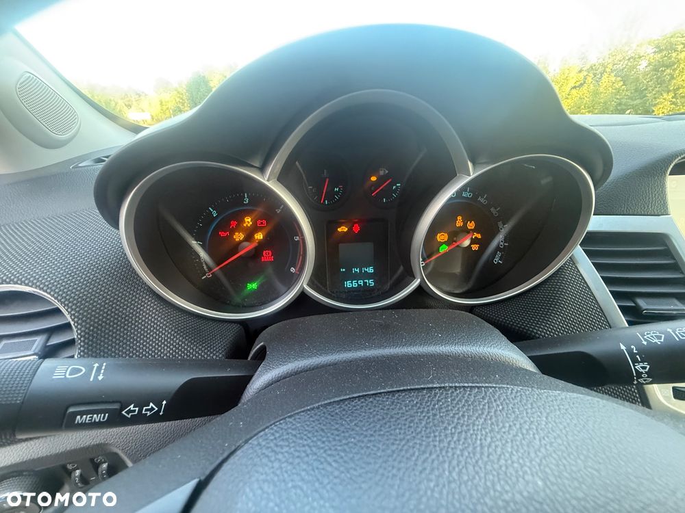 Chevrolet Cruze 2.0 D LT - 22