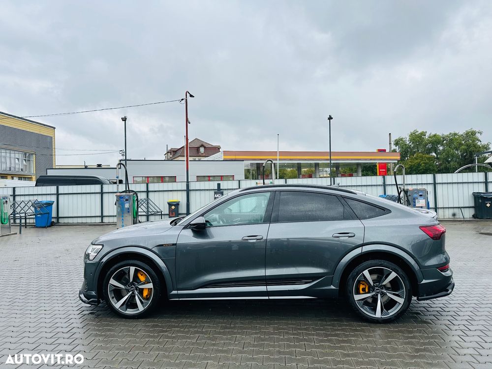 Audi e-tron Sportback S quattro - 8