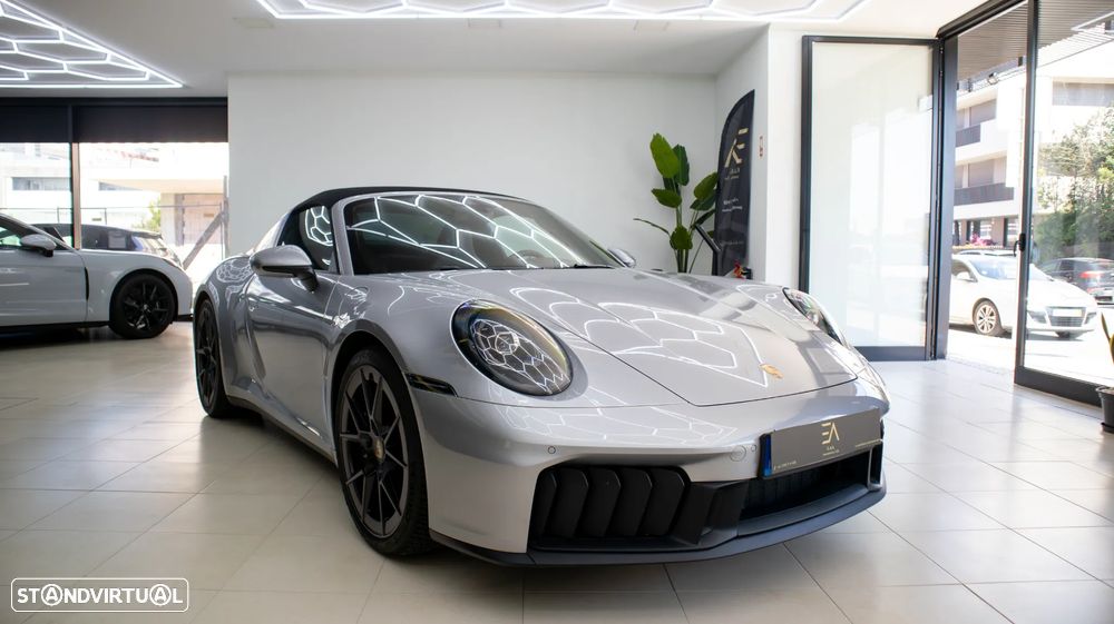 Porsche 911 (992) Targa 4 GTS - 6