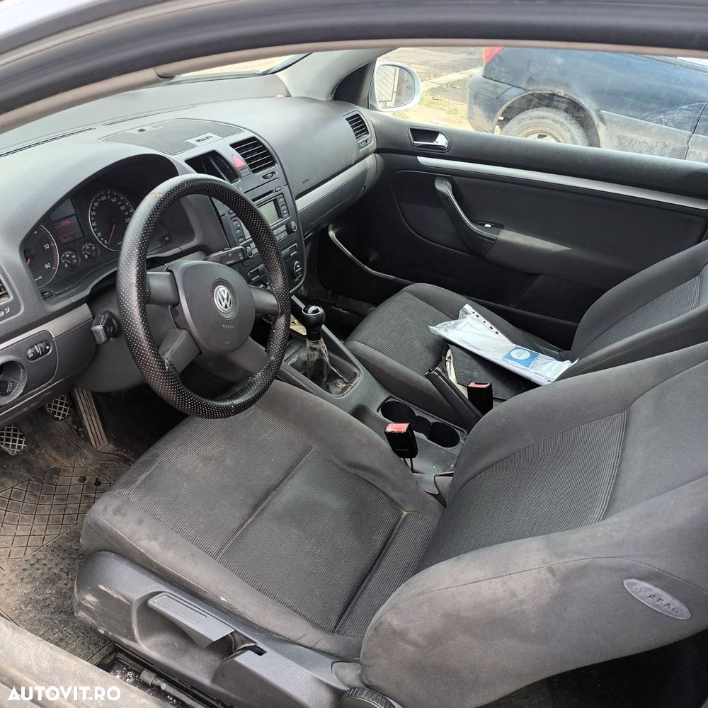 Dezmembrari  VW GOLF 5  2003  > 2009 2.0 TDI 16V Motorina - 7