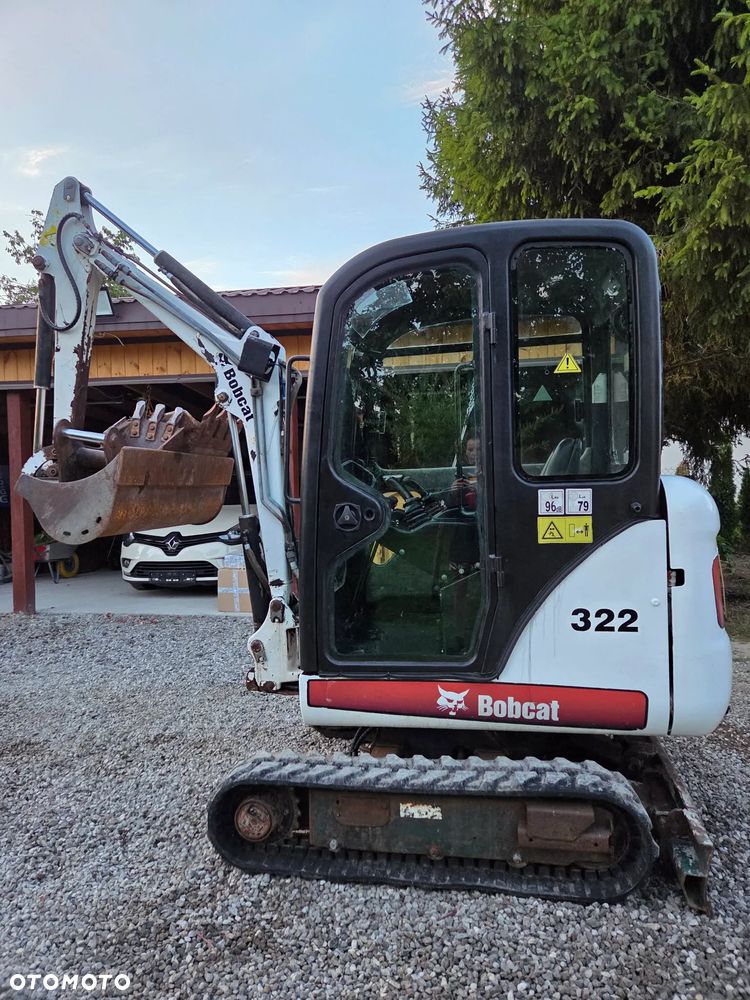 Bobcat 322 - 4