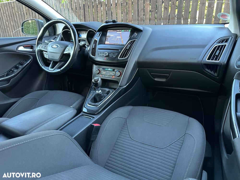Ford Focus 1.5 TDCi Titanium - 23