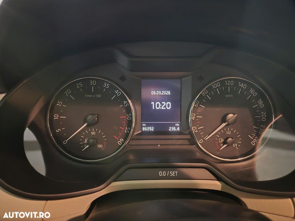 Skoda Octavia - 10