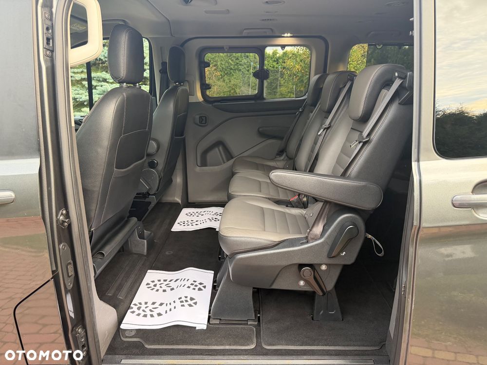 Ford Tourneo Custom 2.0 EcoBlue L1 Titanium - 15