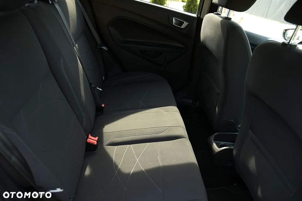 Ford Fiesta 1.25 SYNC Edition - 21