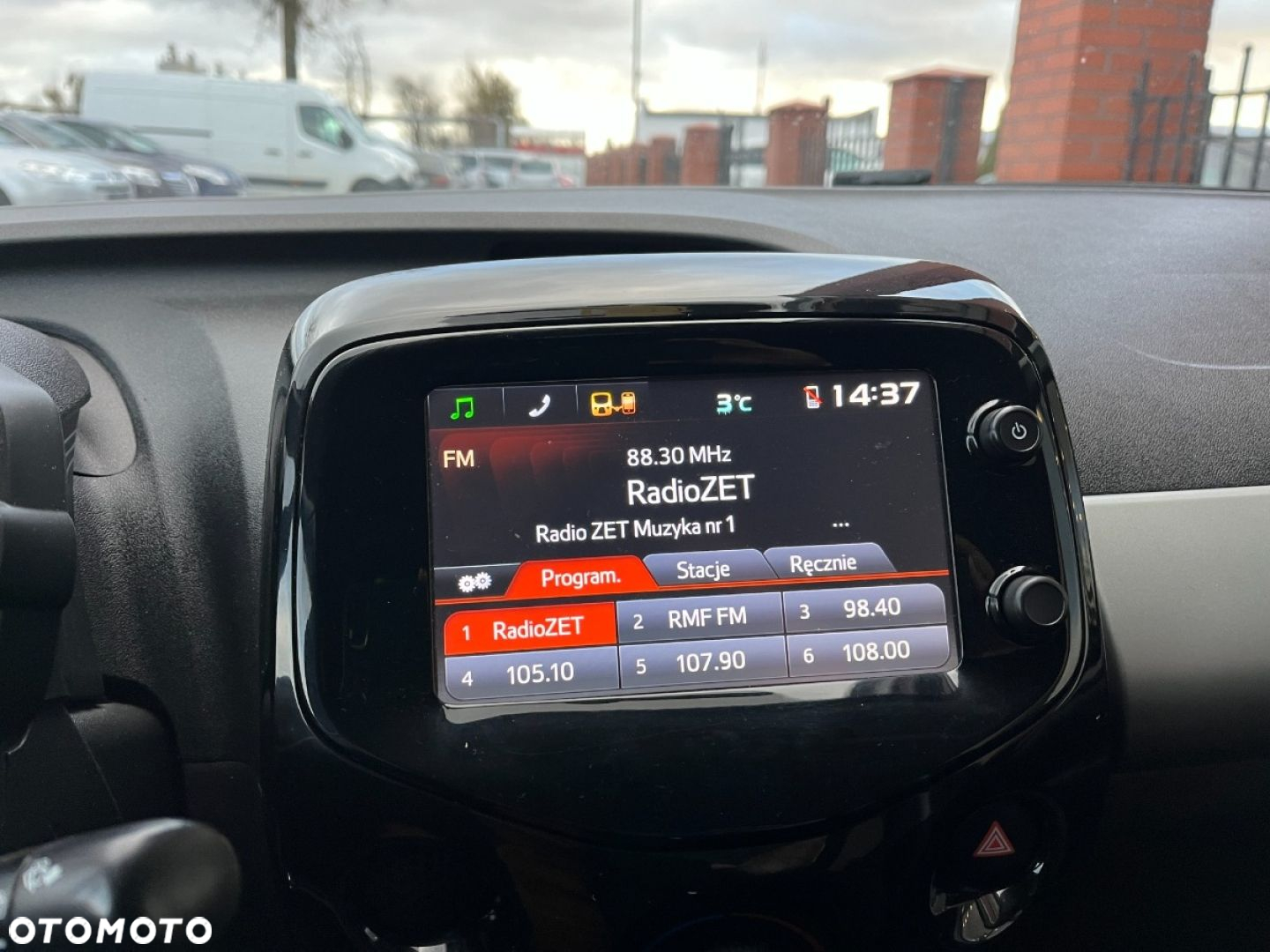 Peugeot 108 VTI 68 Top Style - 10