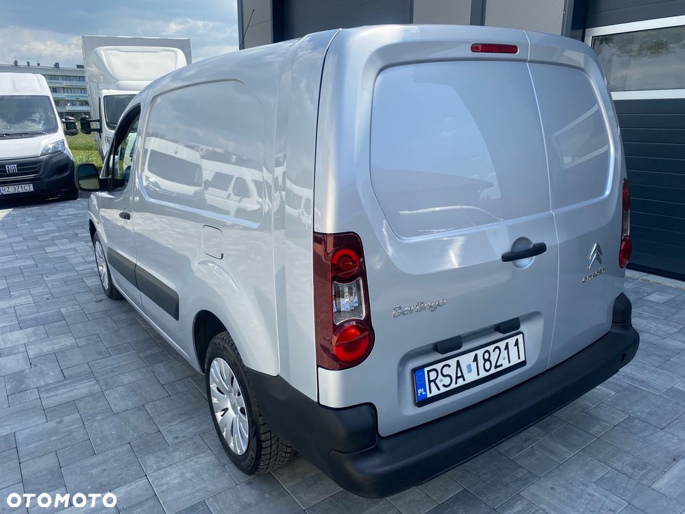 Citroën BERLINGO 1.6 HDI, MAX długi, 3-osobowy, klimatyzacja, zakupiony w salonie w Rzeszowie - 4