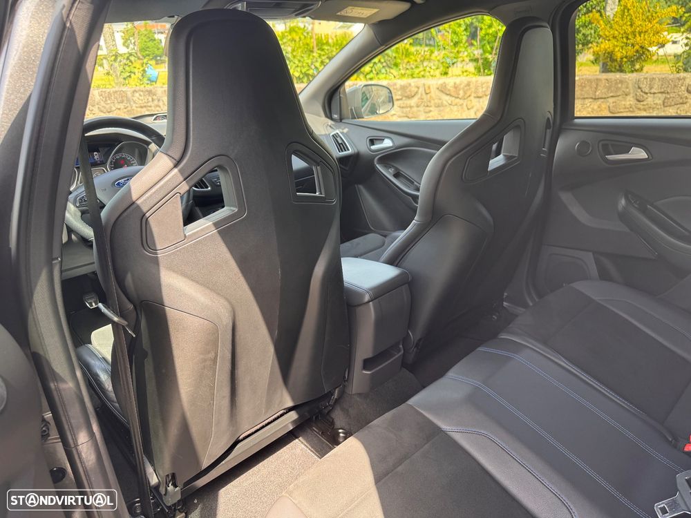 Ford Focus 2.3 EcoBoost RS Pack Performance - 8