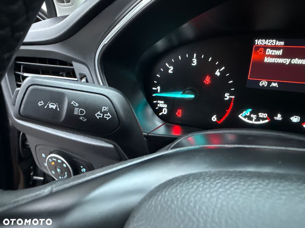Ford Focus 1.5 EcoBlue STart-Stopp-System TITANIUM - 20