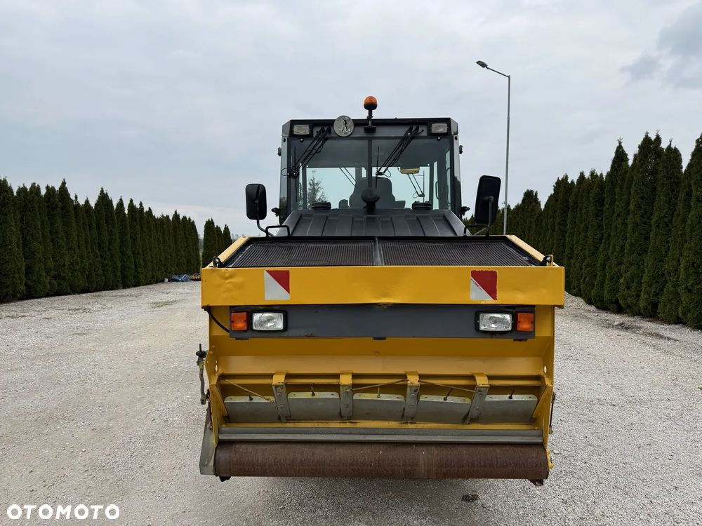 Hamm DV 8 SUPER 08V WALEC DROGOWY STALOWY / WIBRACJA OSCYLACJA / ROZSIEWACZ / ORYGINAŁ / PIĘKNY / SIEWNIK / ZRASZACZE / BOMAG DV HD 90 - 10