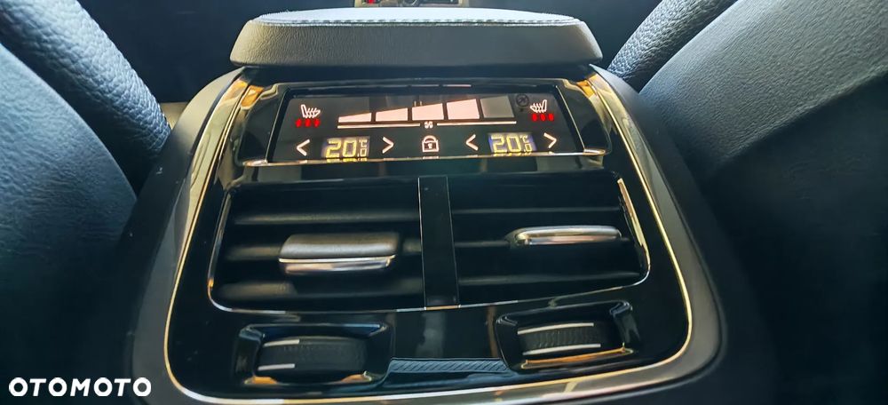 Volvo XC 90 T8 AWD Plug-In Hybrid Ultimate Bright 7os - 19