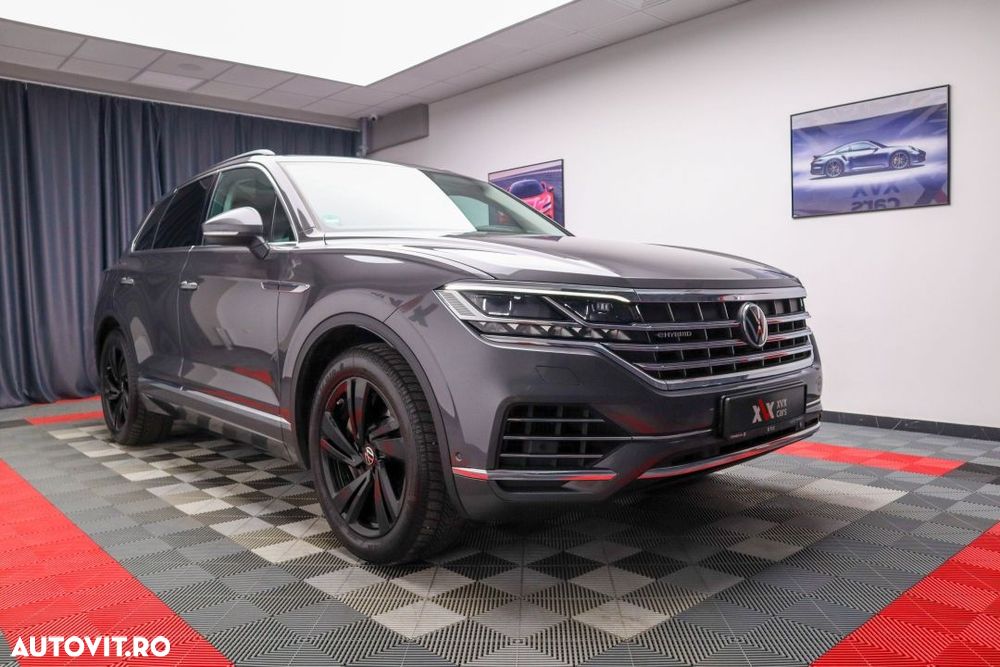 Volkswagen Touareg - 2