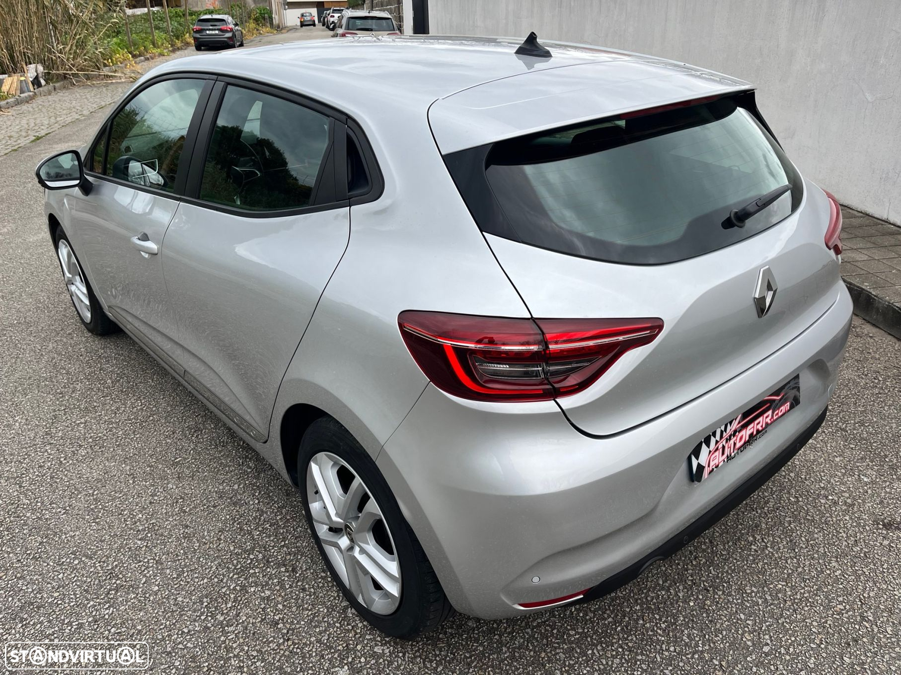 Renault Clio 1.5 Blue dCi Intens - 8
