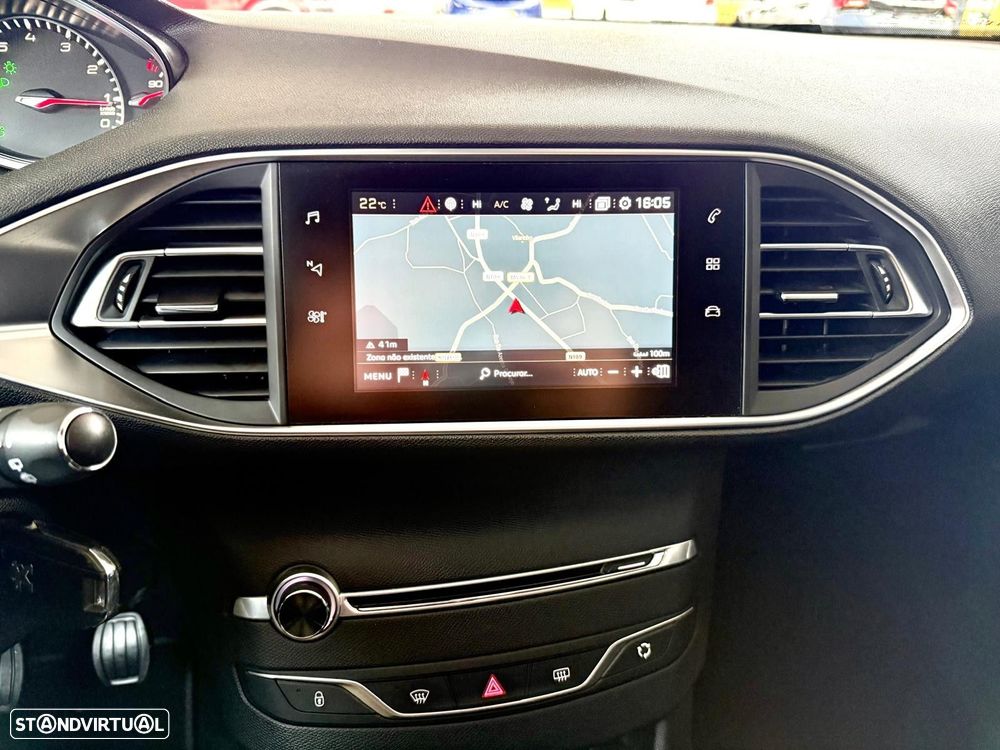 Peugeot 308 1.2 PureTech Allure - 13