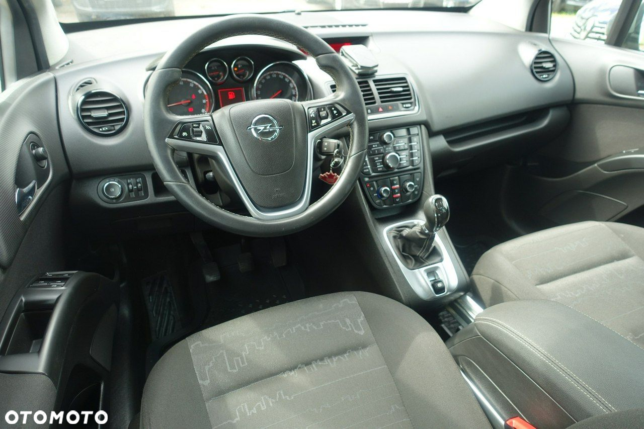 Opel Meriva - 17