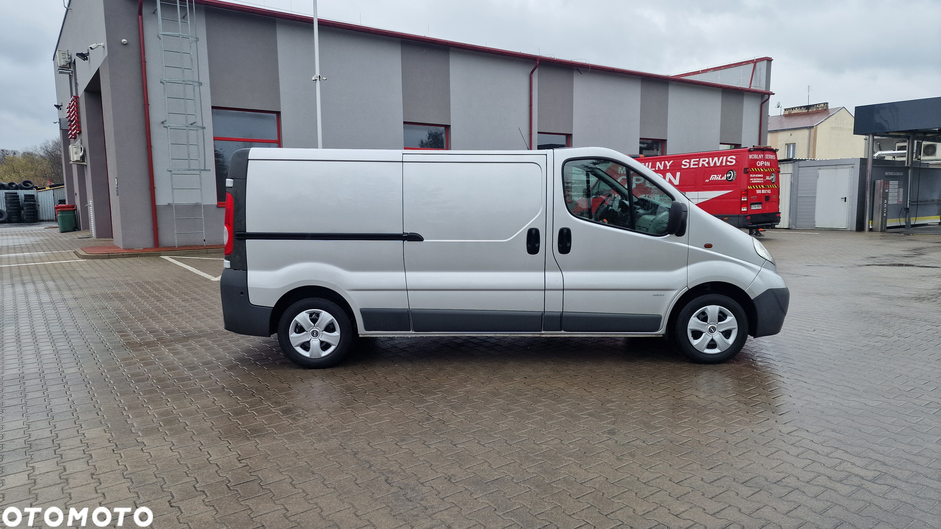 Opel Vivaro - 4