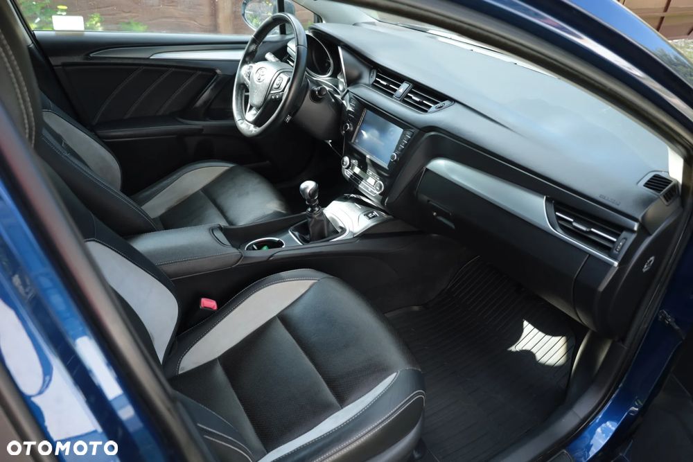 Toyota Avensis 1.8 Prestige - 15