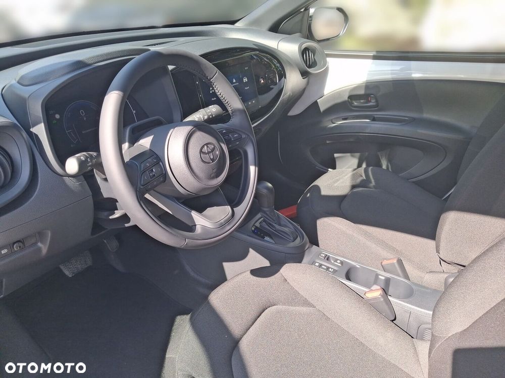 Toyota Aygo X - 8