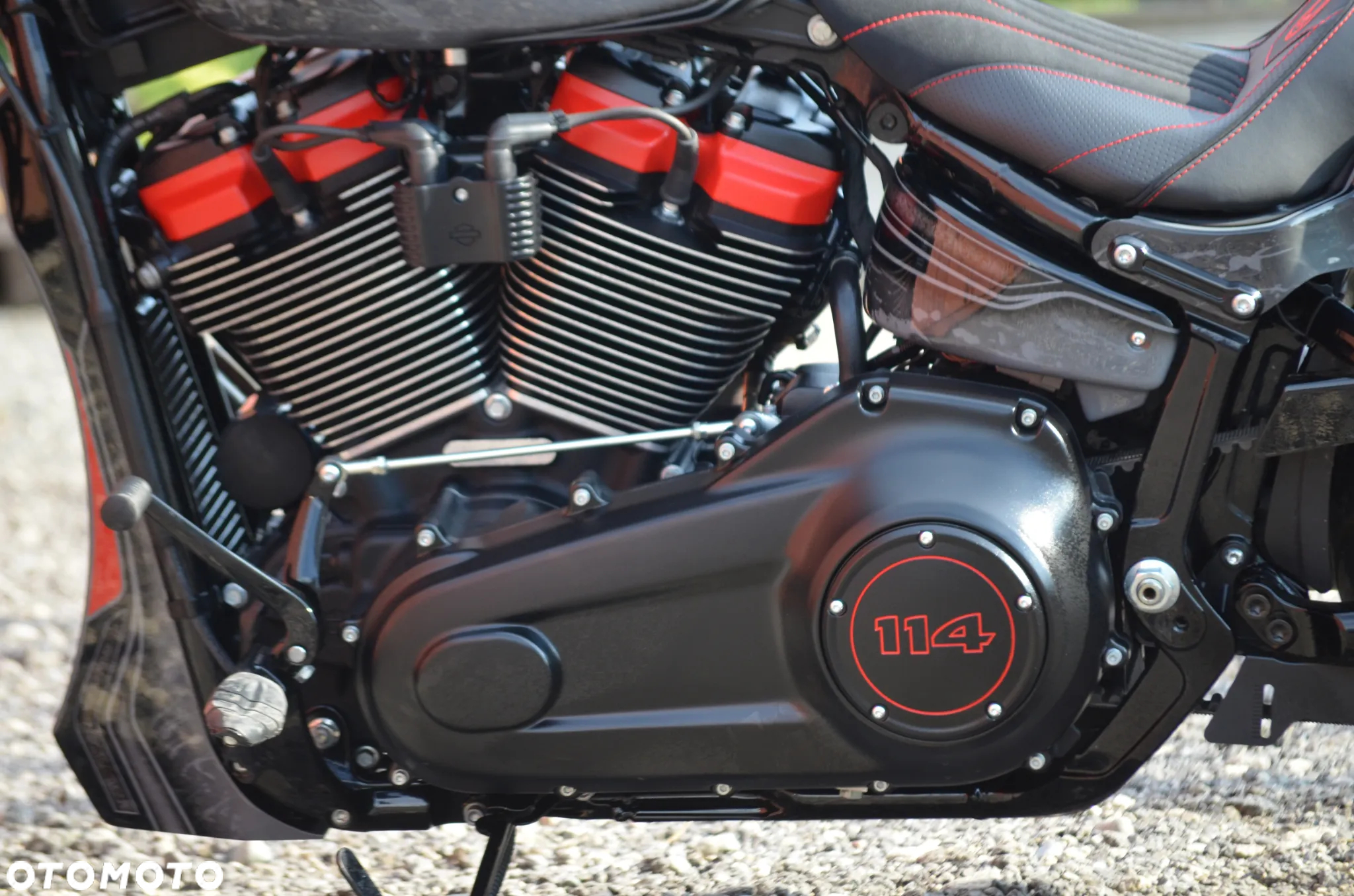 Harley-Davidson Softail Breakout - 37