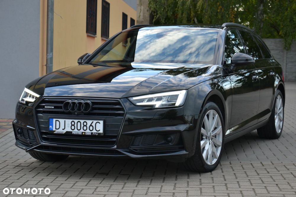 Audi A4 - 1