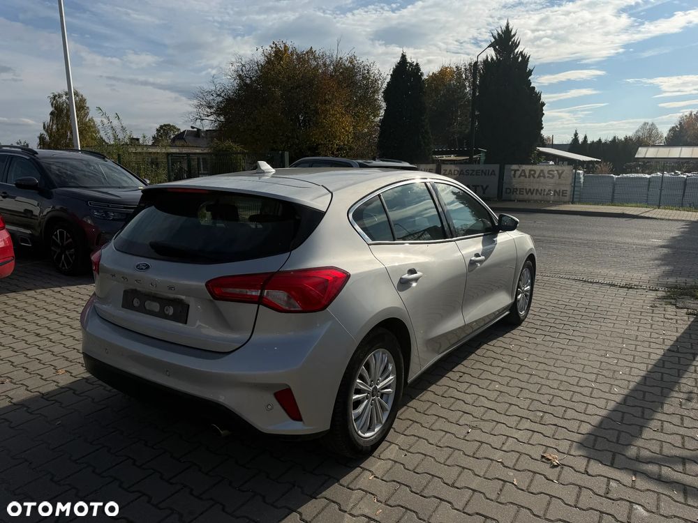 Ford Focus 1.5 EcoBlue Start-Stopp-System TITANIUM - 5