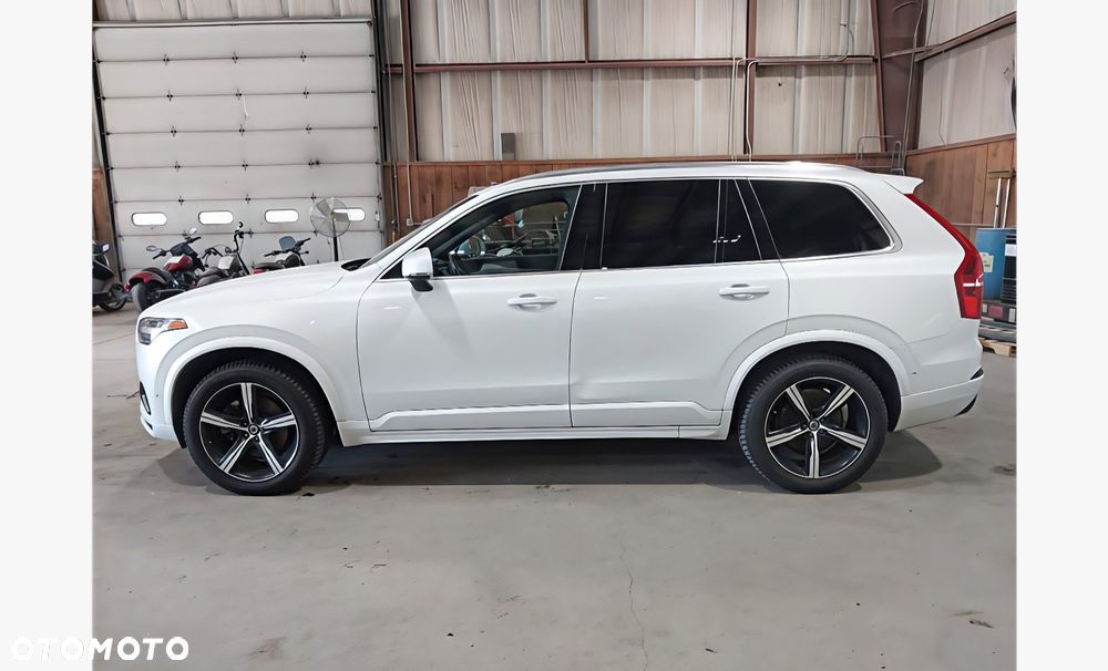 Volvo XC 90 - 5