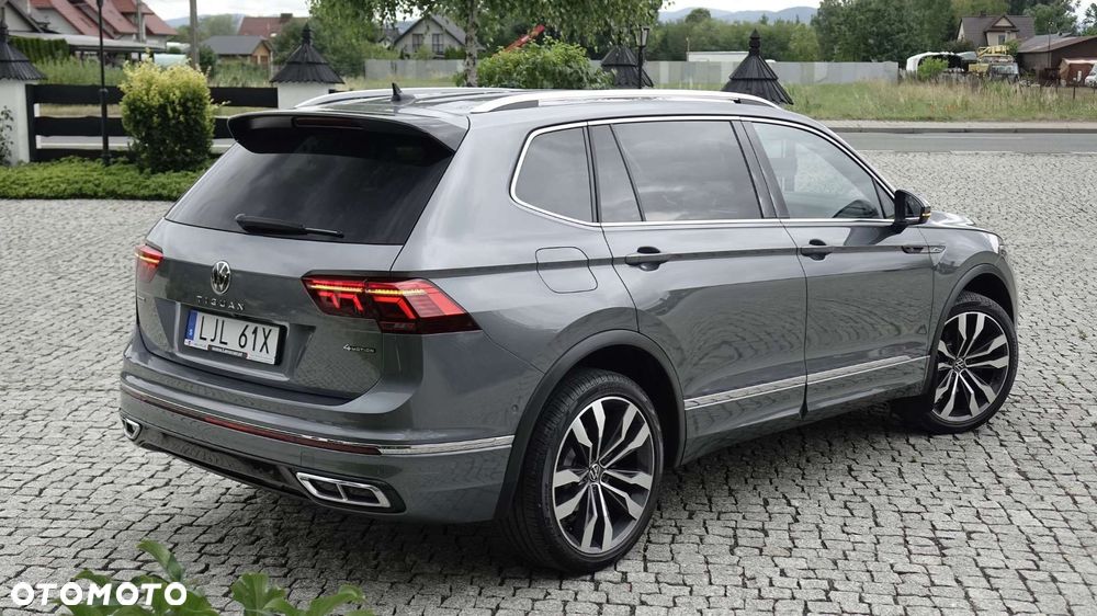 Volkswagen Tiguan - 2