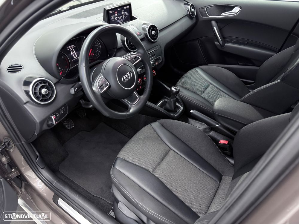 Audi A1 1.0 TFSI S-line - 11