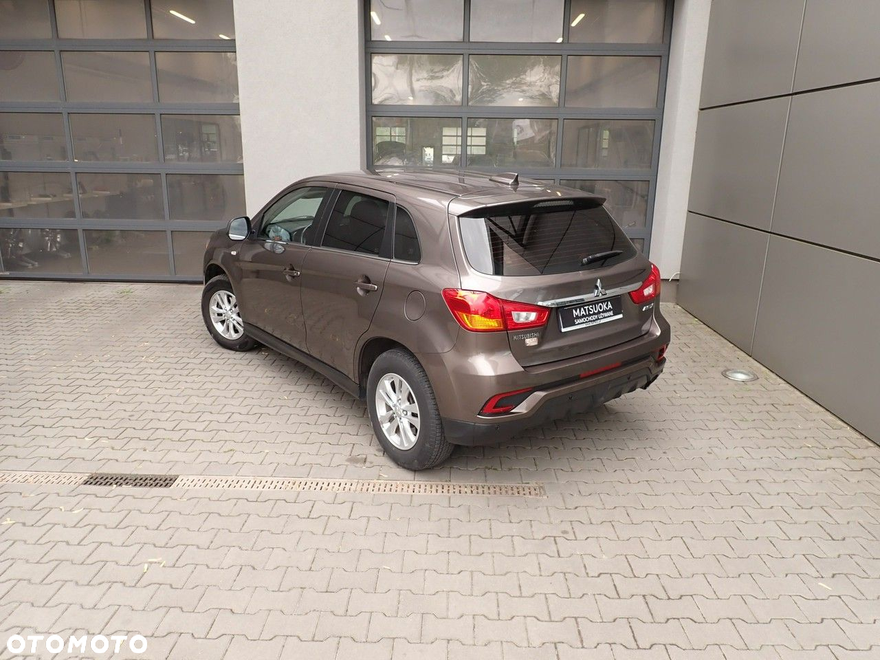 Mitsubishi ASX - 10