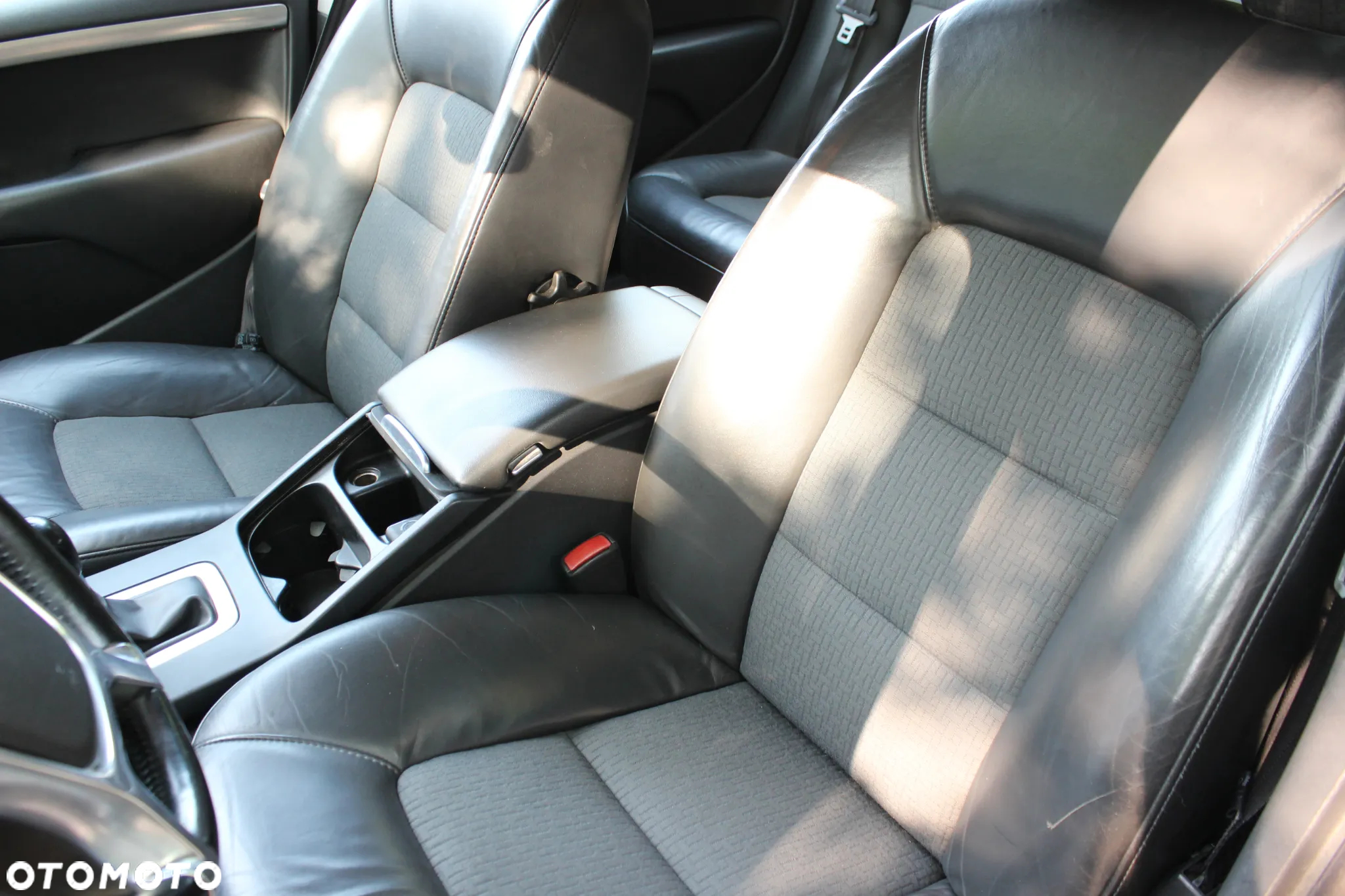 Volvo V70 2.0 Momentum - 11