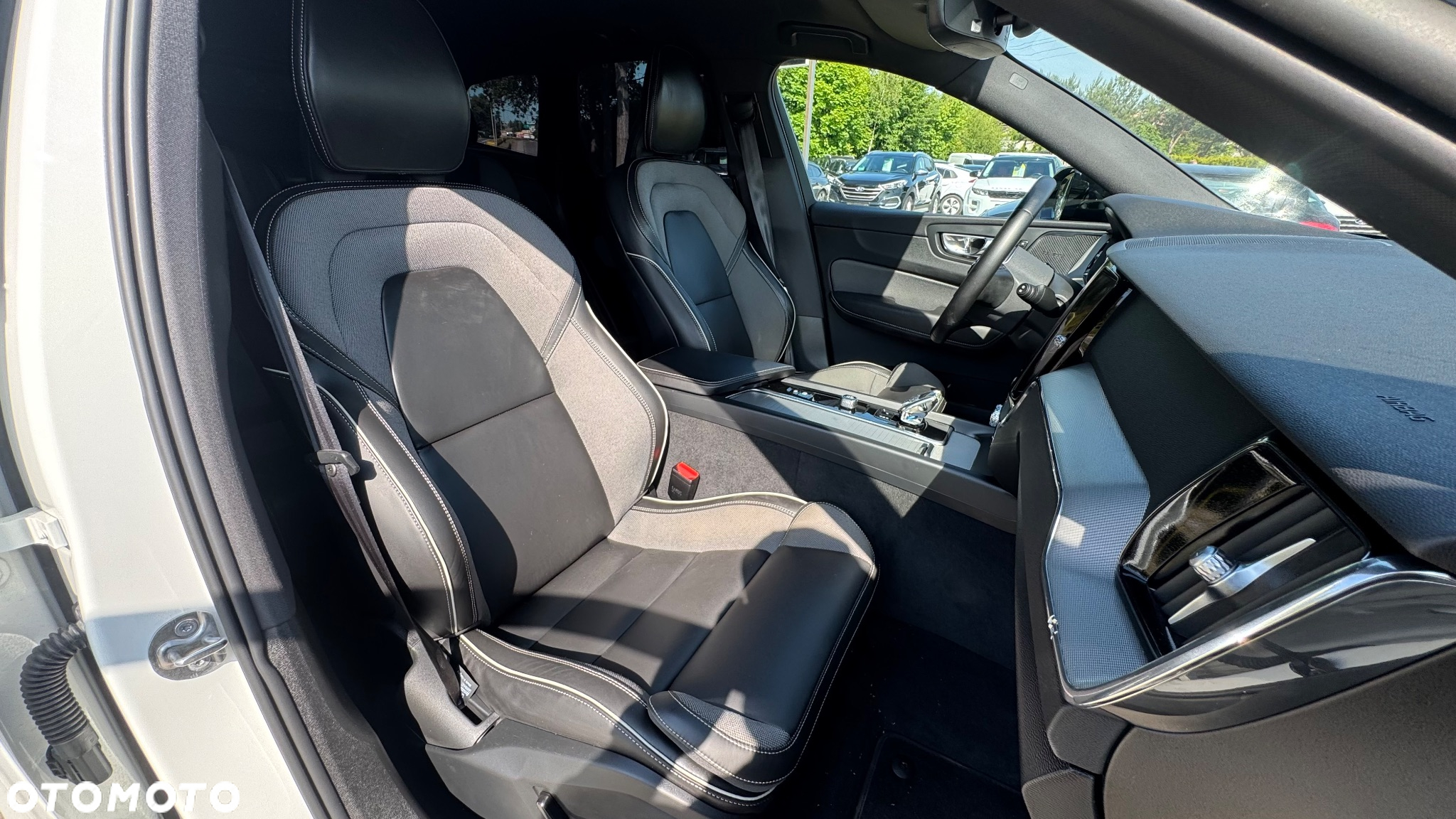 Volvo XC 60 B4 D Geartronic RDesign - 22