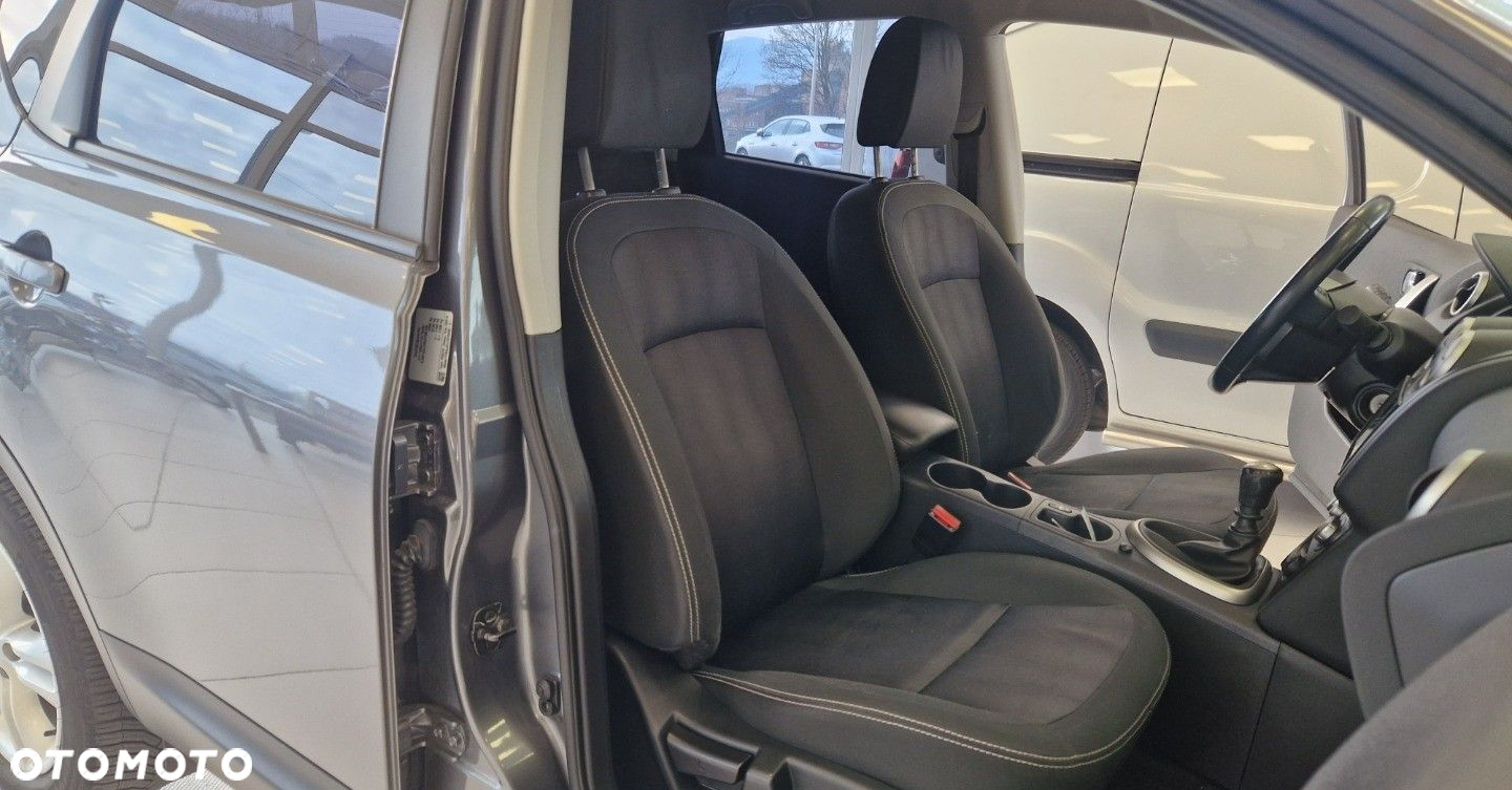 Nissan Qashqai - 14