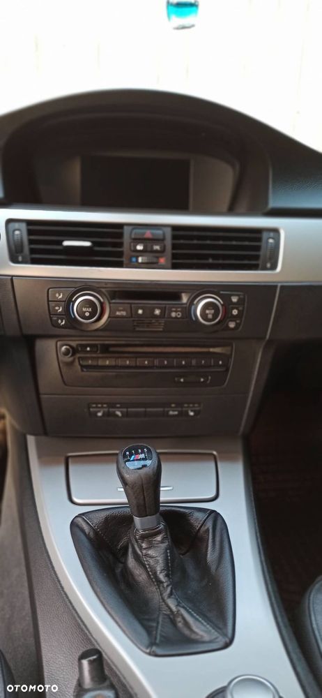 BMW Seria 3 320d - 21