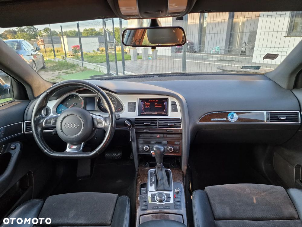 Audi A6 Avant - 16