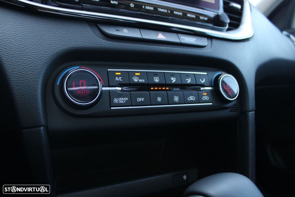 Kia XCeed 1.6 GDi PHEV First Edition+SRF - 36
