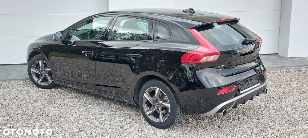 Volvo V40 - 11