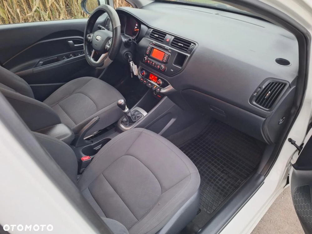 Kia Rio 1.2 XL - 10
