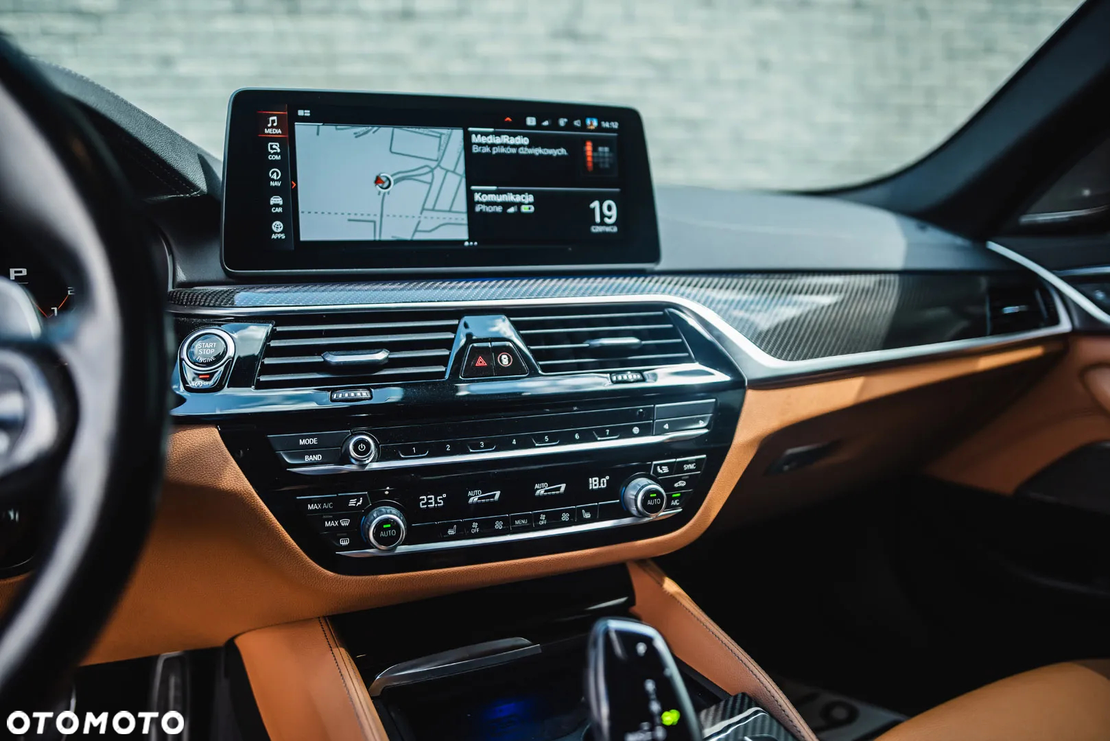 BMW Seria 5 M550i xDrive sport - 19