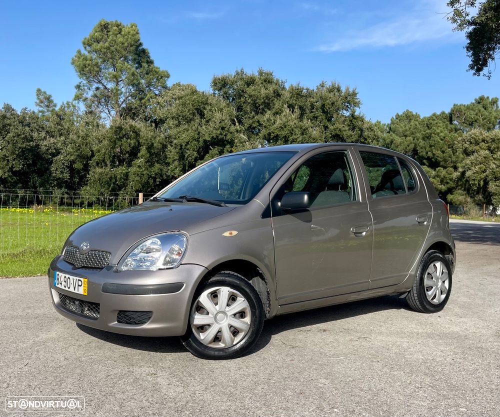 Toyota Yaris 1.0 Sol - 1