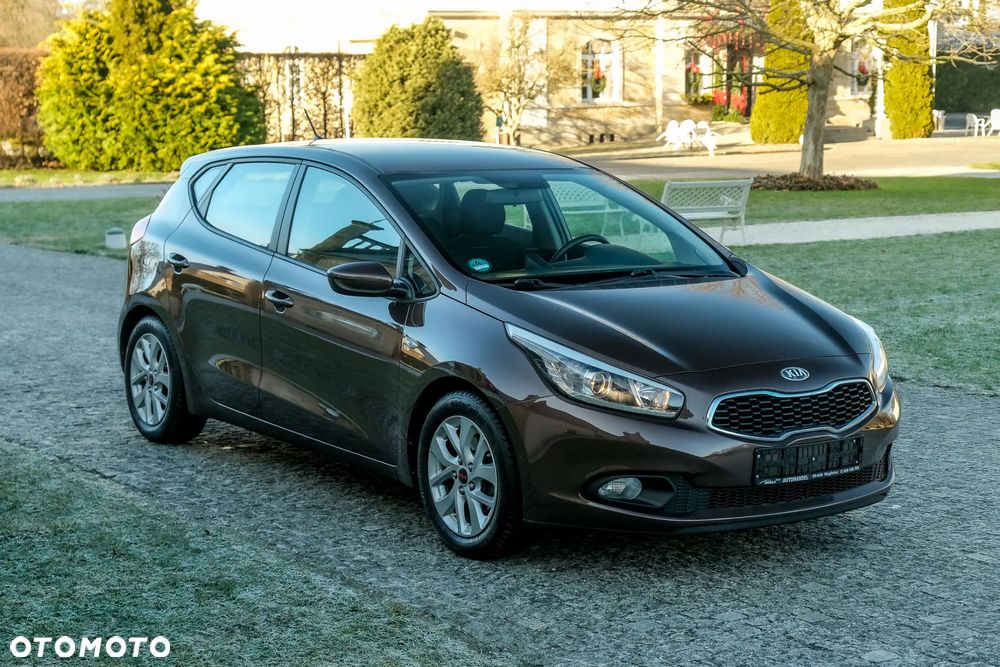 Kia Ceed 1.4 CVVT Vision - 4